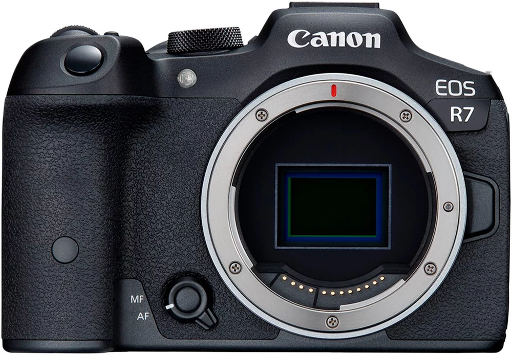 Canon EOS R7 Systemkamera-Body mit 32,5 MP