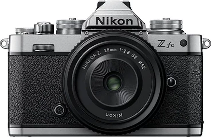 NIKON Kit Z fc + 28 SE Systemkamera